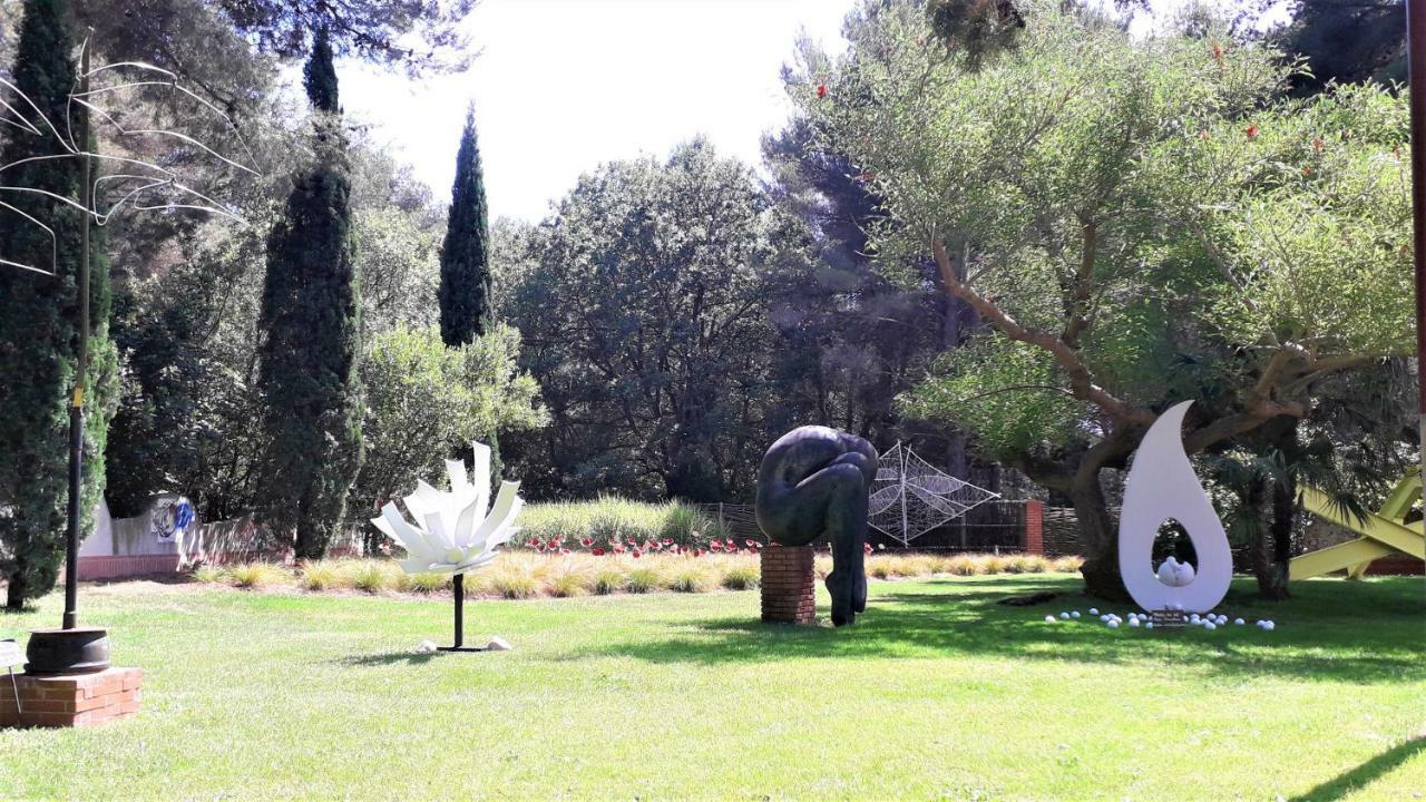 Domaine de La Coudouliere, Vue Mer, Plage, Piscine et Parc Six-Fours-les-Plages Exterior foto